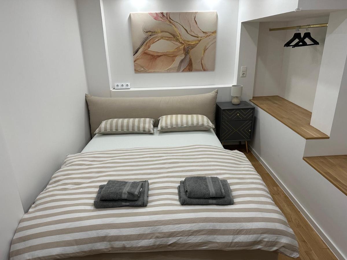 Bliss - Arbeitsplatz, Docking Station, Netflix Apartment Wiesbaden